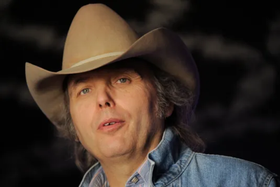 net worth of dwight yoakam