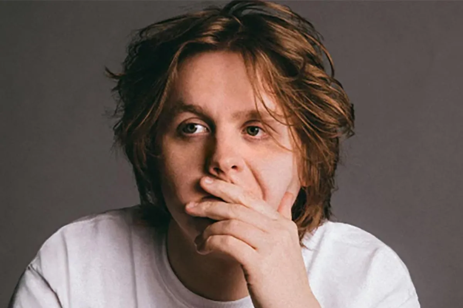 is lewis capaldi gay