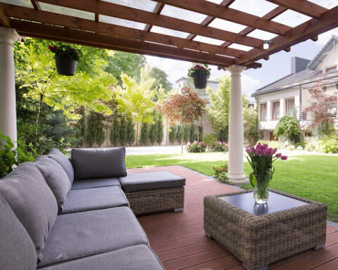 Louvered Pergola