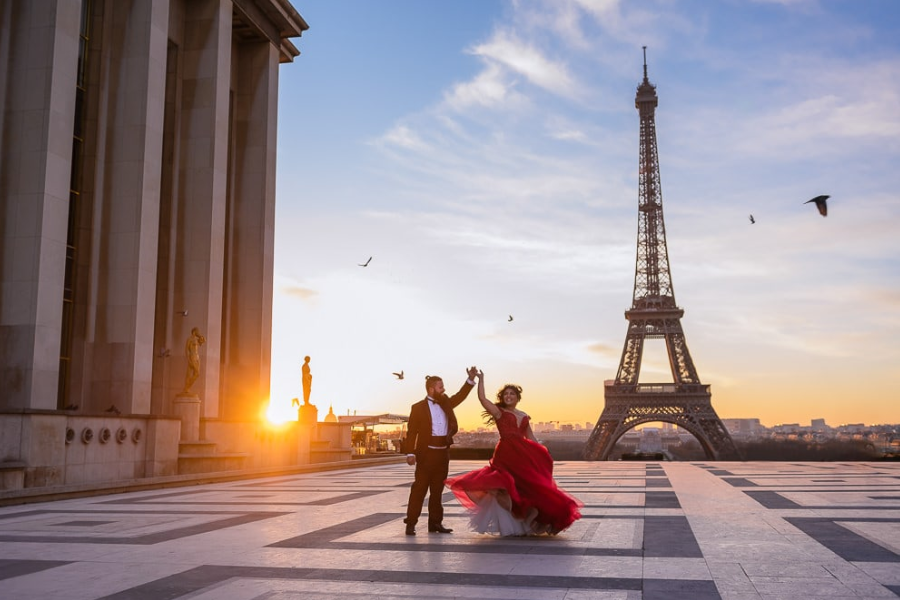 Romantic Things To Do Near The Paris Eiffel Tower